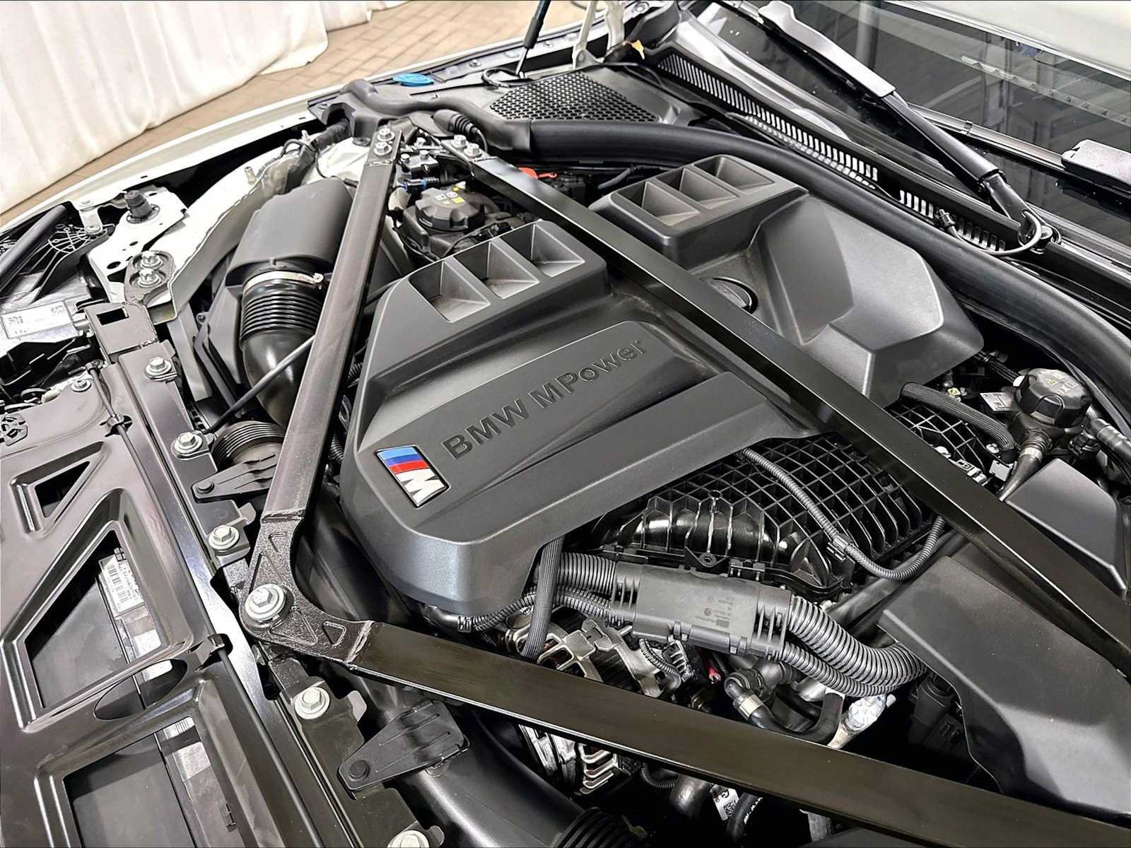 Used 2026 BMW M3 Competition w/ M Carbon Exterior Package AWD/4WD image 37