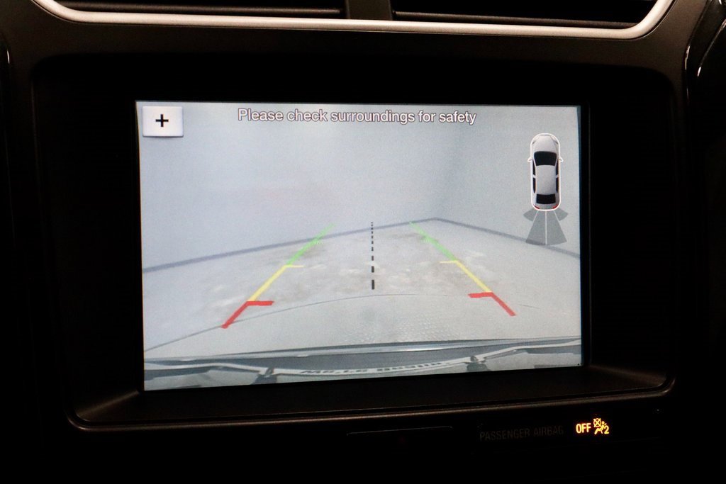 Used 2018 Ford Explorer XLT w/ Equipment Group 201A image 2