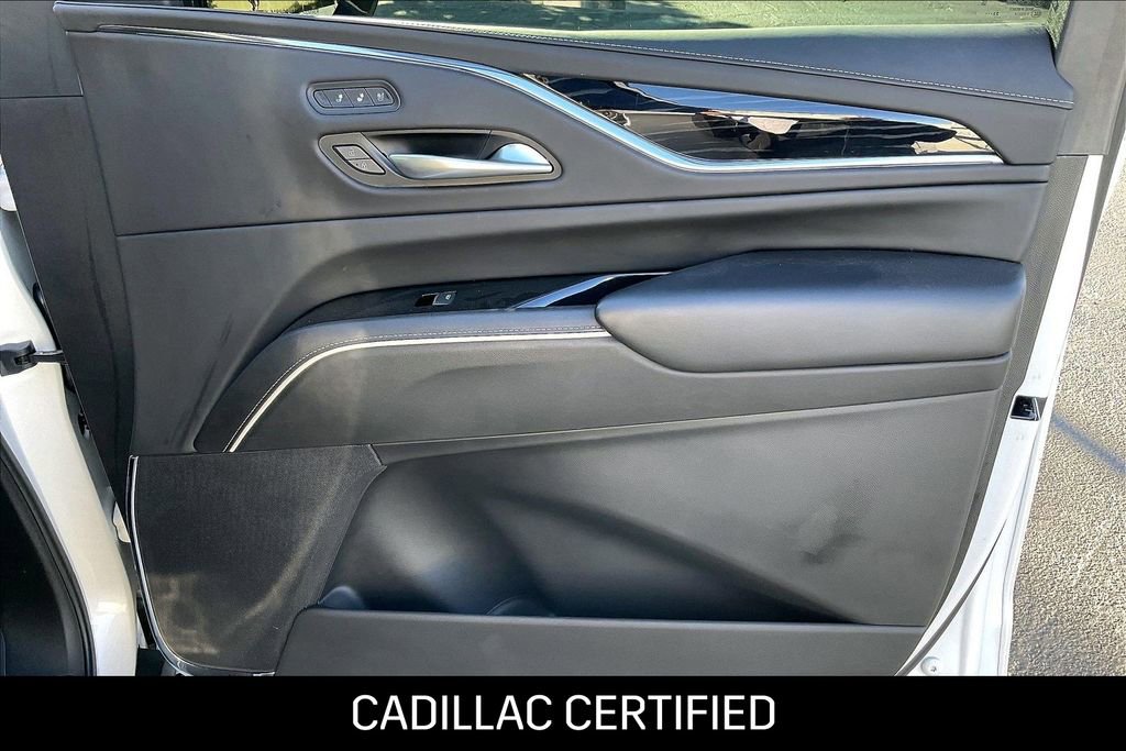 Certified 2024 Cadillac Escalade ESV V w/ Heavy-Duty Trailer Package image 21