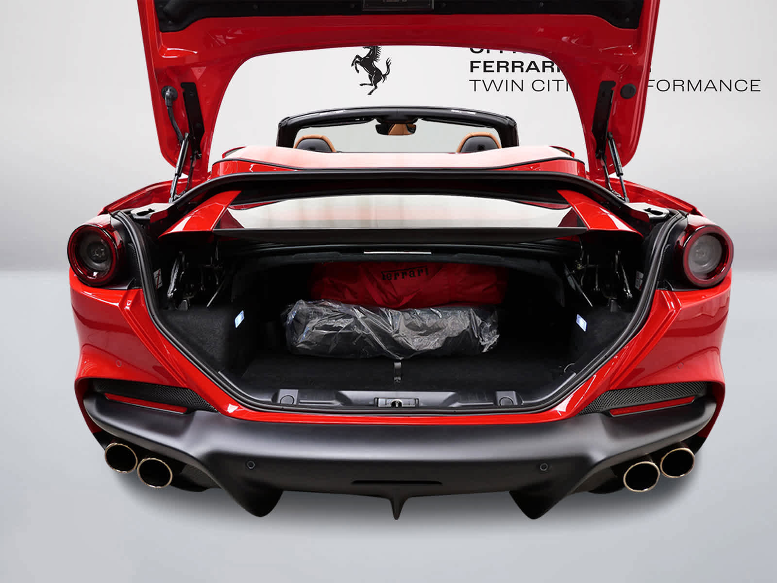 Certified 2022 Ferrari Portofino M image 13