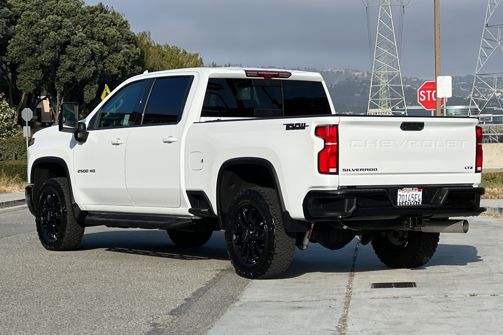 Used 2025 Chevrolet Silverado 2500 LTZ w/ LTZ Plus Package image 6