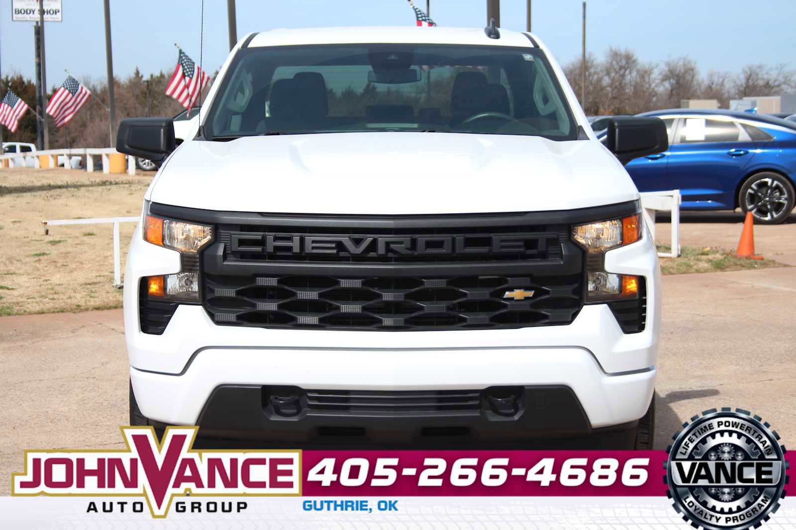 Used 2022 Chevrolet Silverado 1500 Custom image 2