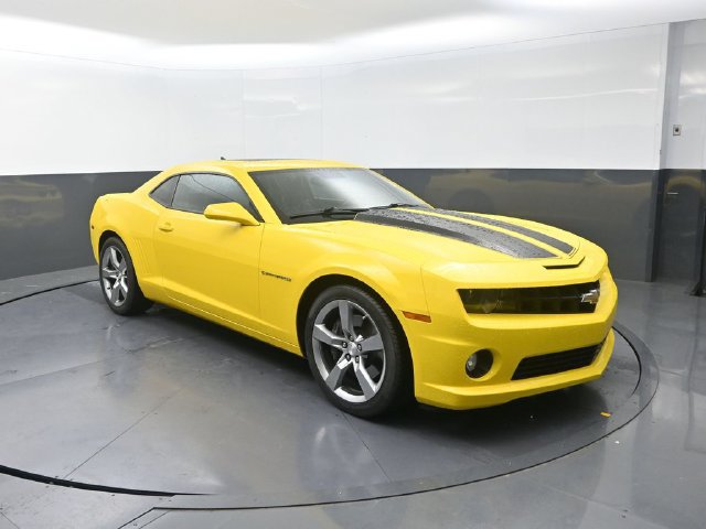 Used 2011 Chevrolet Camaro SS w/ RS Package RWD image 10