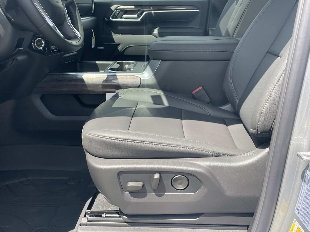 New 2026 Chevrolet Silverado 3500 LTZ w/ LTZ Plus Package AWD/4WD image 18