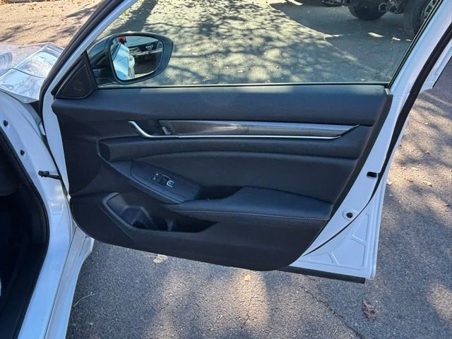 Used 2022 Honda Accord Sport image 29