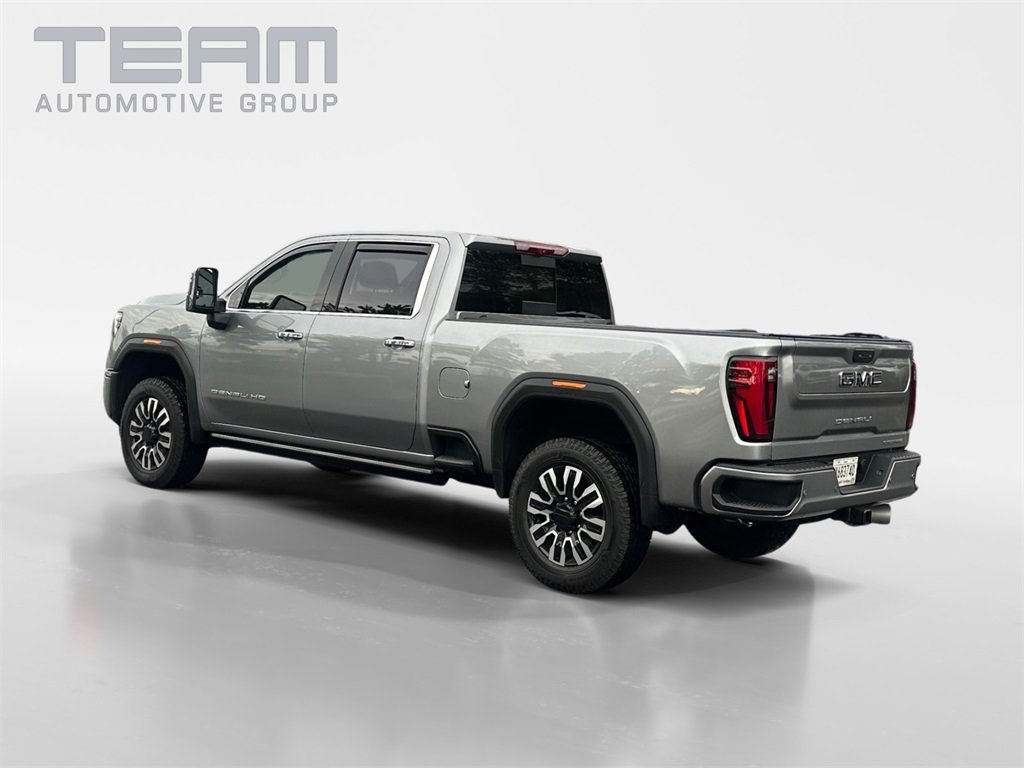 Used 2025 GMC Sierra 2500 Denali Ultimate image 5