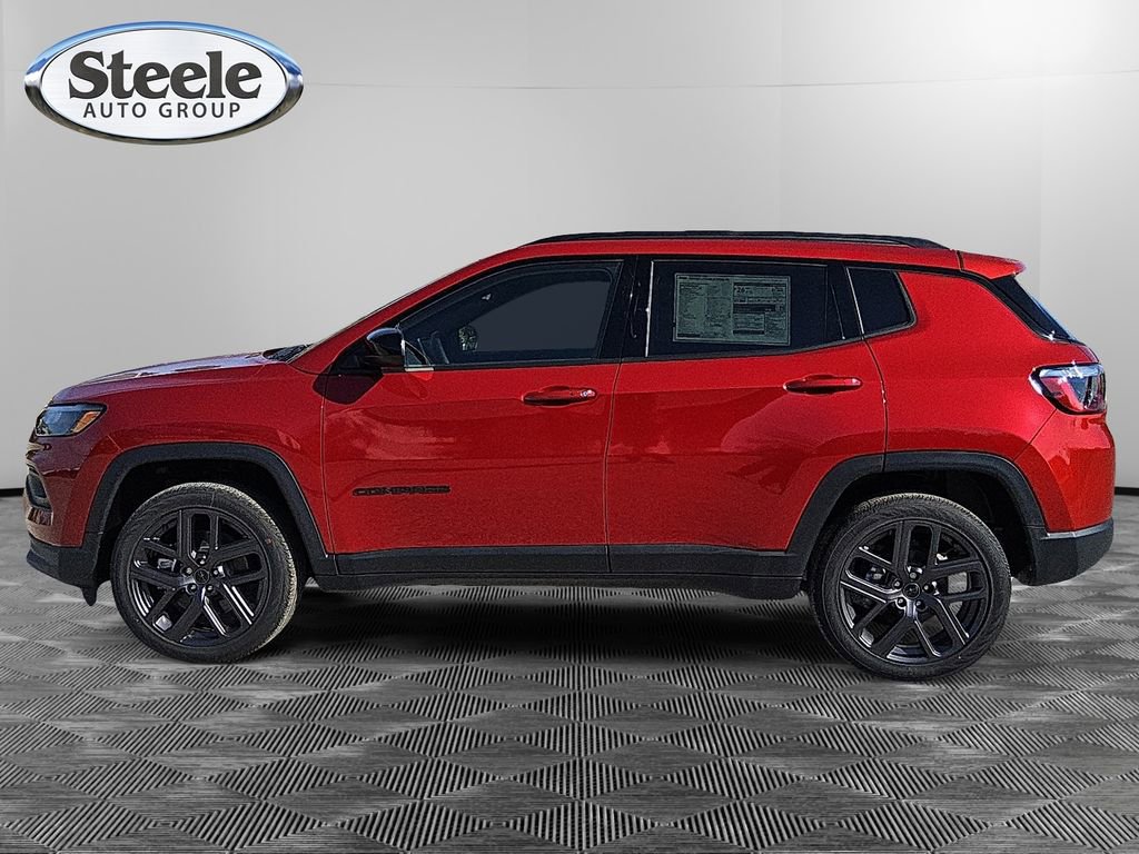 New 2026 Jeep Compass Latitude image 2