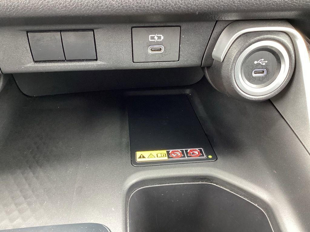 Used 2025 Toyota Grand Highlander AWD image 21