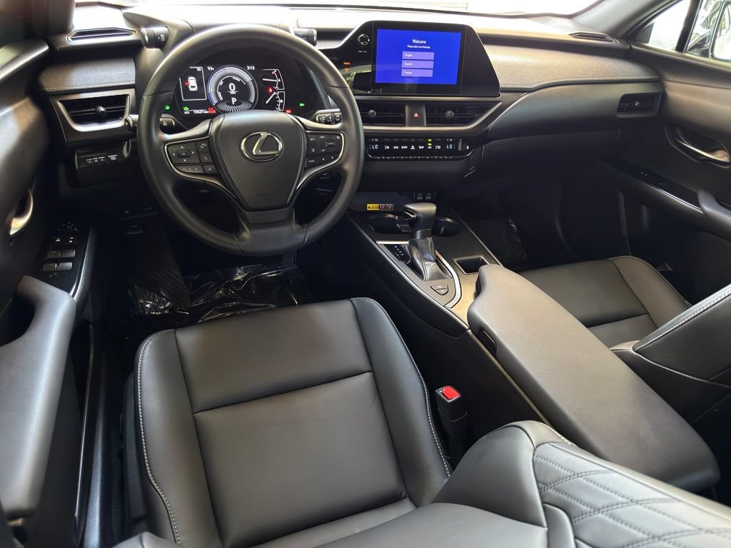 Certified 2024 Lexus UX 250h FWD image 14