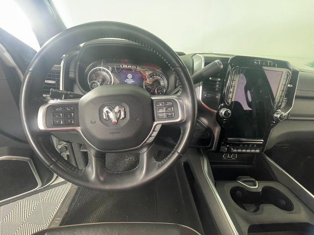 Used 2020 RAM 3500 Laramie w/ Night Edition image 14