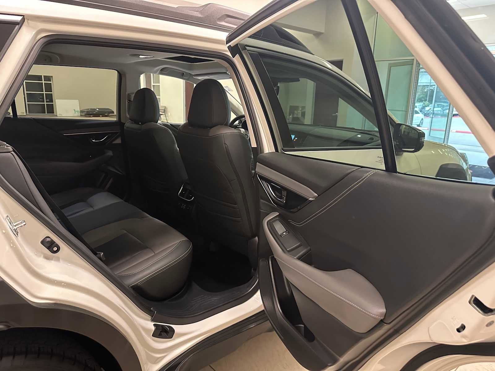 Used 2023 Subaru Outback Onyx Edition XT image 26