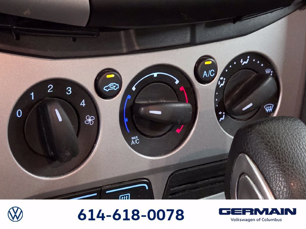 Used 2014 Ford Focus SE FWD image 34