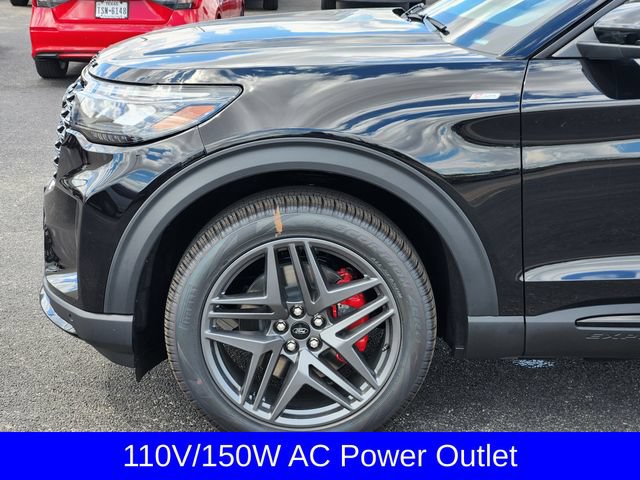 New 2026 Ford Explorer ST-Line w/ ST-Line Street Pack RWD image 9