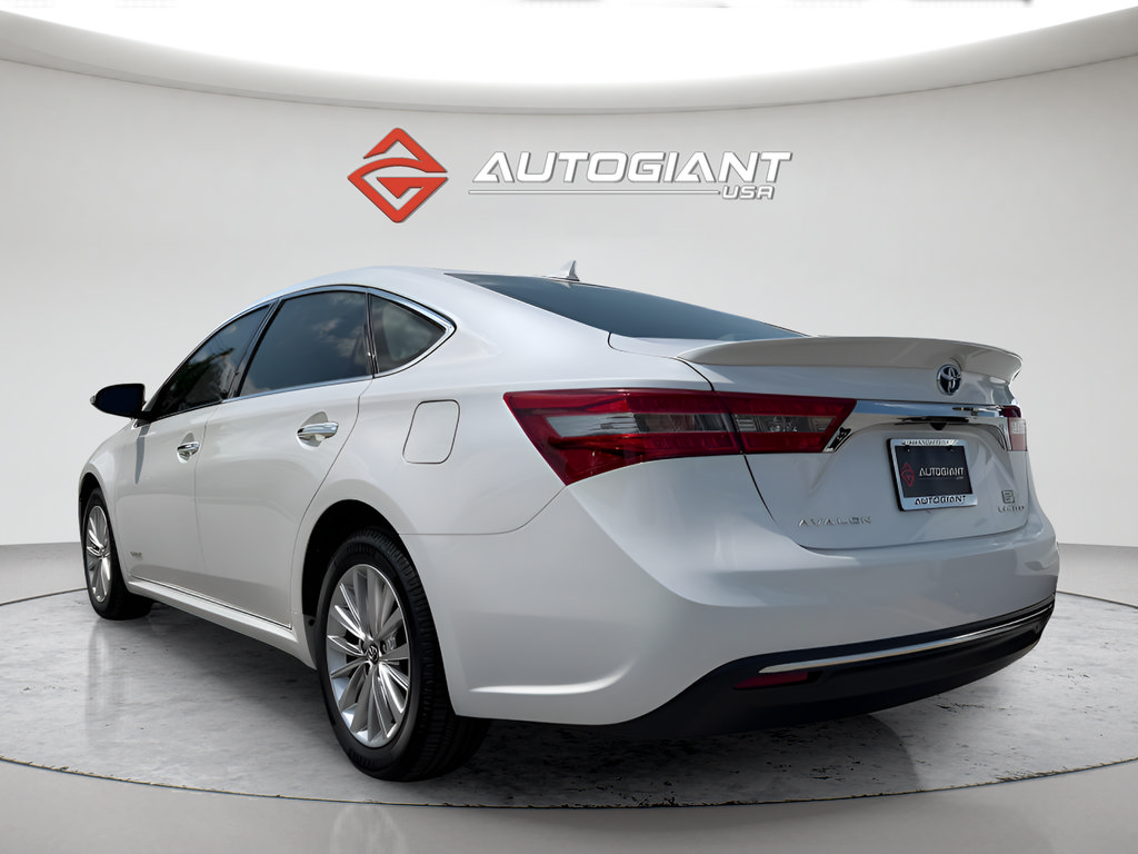 Used 2018 Toyota Avalon Limited w/ Carpet Mat Package FWD image 5