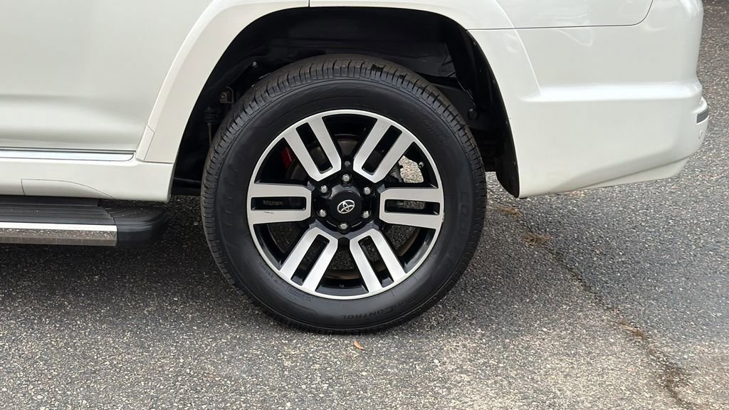 Used 2021 Toyota 4Runner Limited image 9