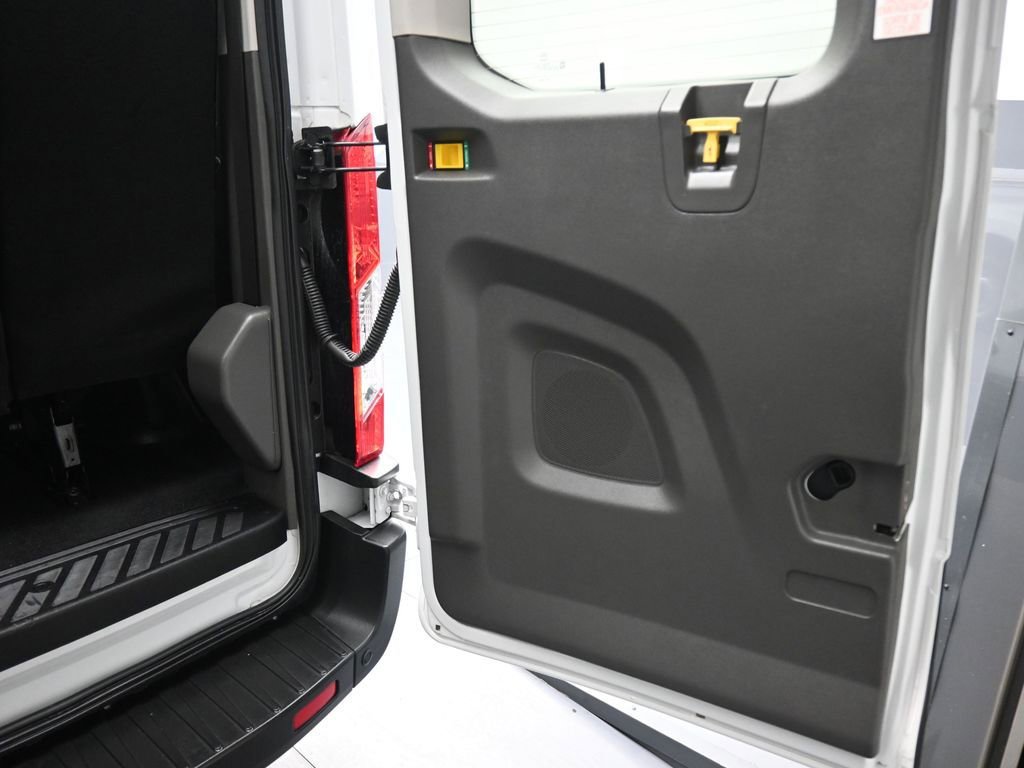 Used 2023 Ford Transit 350 XL image 43