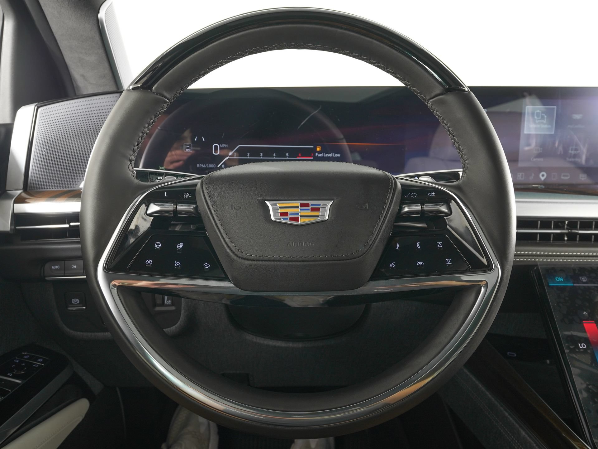 Used 2026 Cadillac Escalade Platinum Luxury w/ LPO, Floor Liner Package AWD/4WD image 19