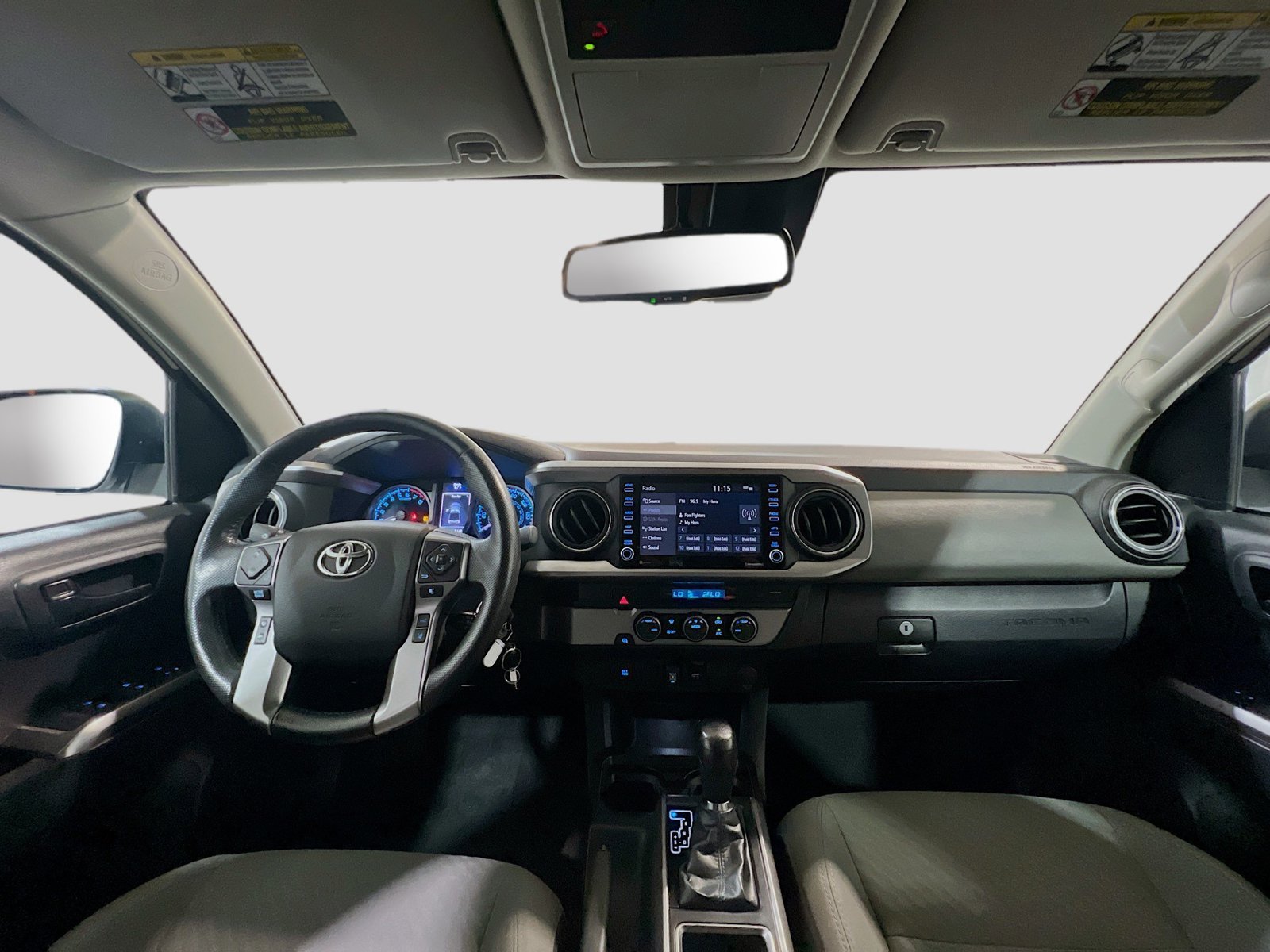 Used 2022 Toyota Tacoma SR5 RWD image 15