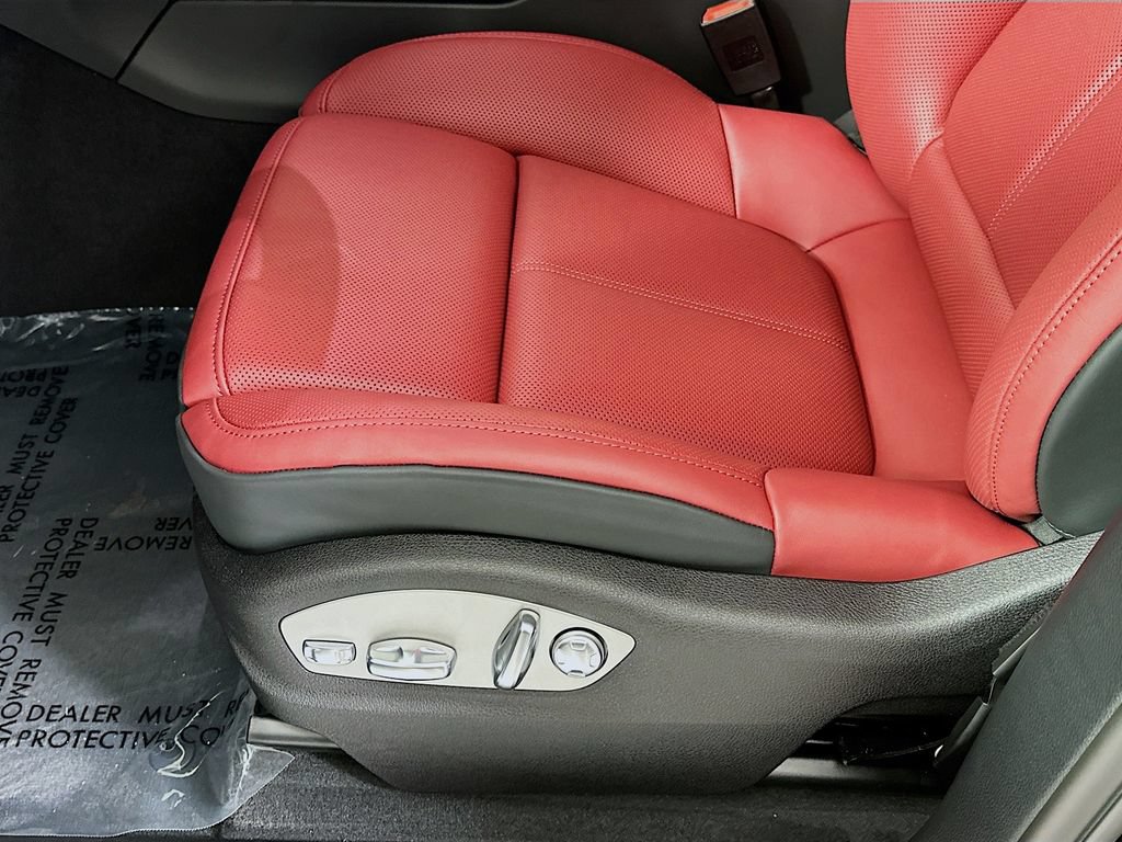 New 2026 Porsche Macan Turbo AWD/4WD image 22