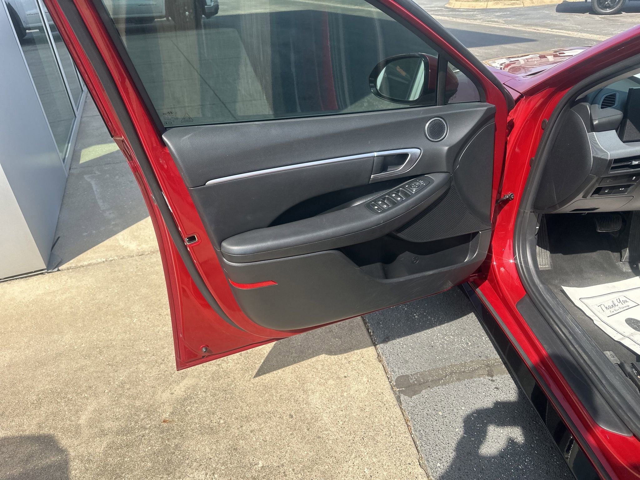 Used 2025 Hyundai Sonata SEL FWD image 17