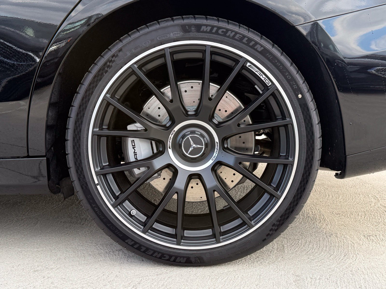 New 2026 Mercedes-Benz E 53 AMG e 4MATIC Sedan image 14