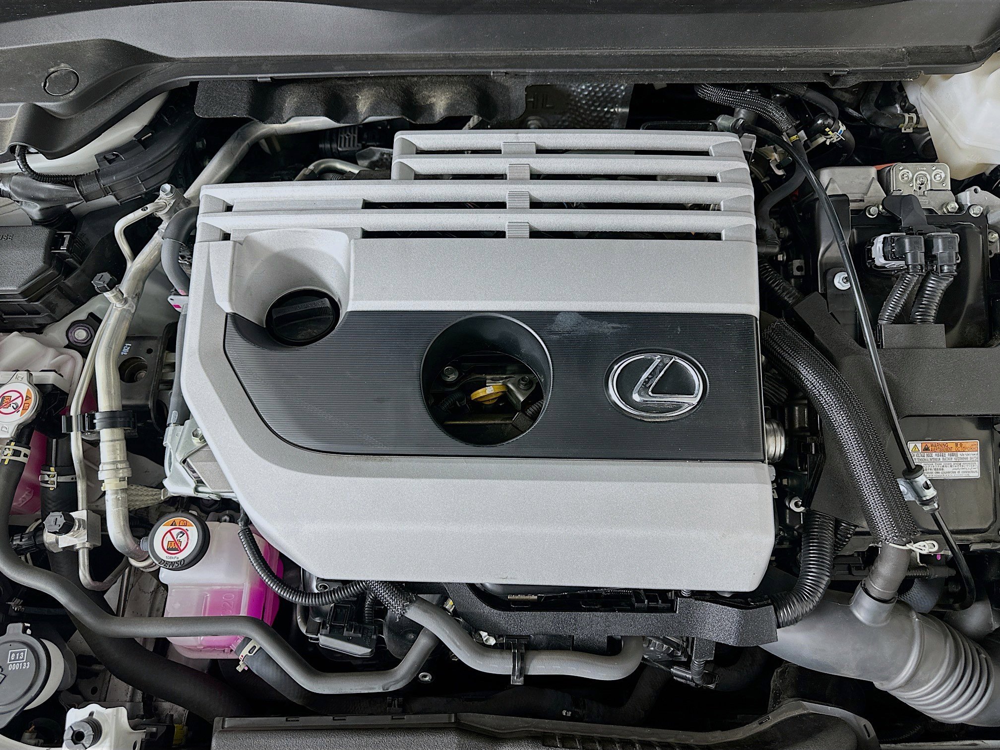 Used 2023 Lexus UX 250h FWD image 31