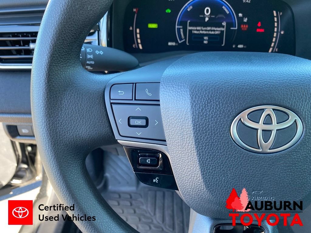 Certified 2026 Toyota Camry LE FWD image 33