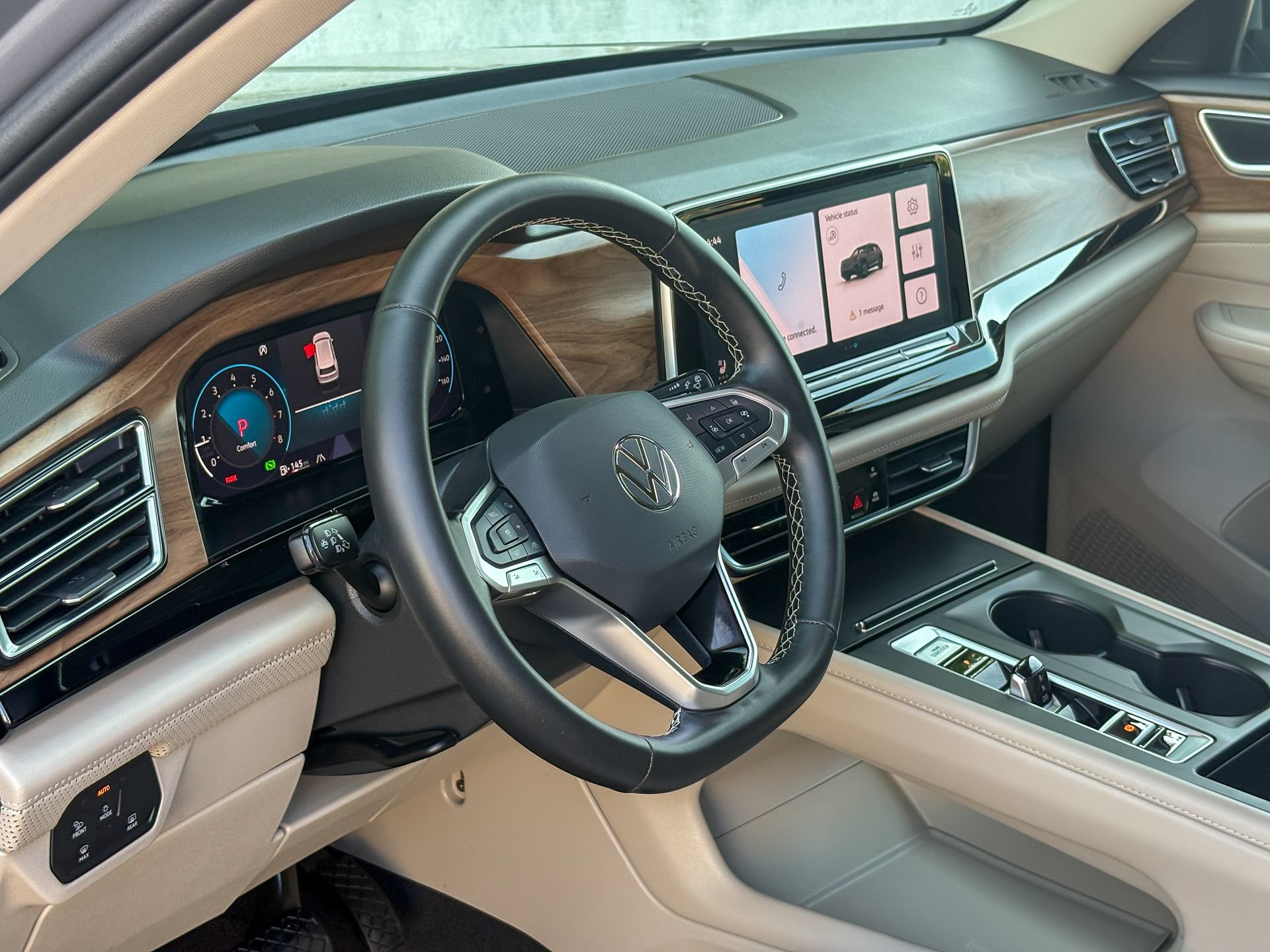 Used 2024 Volkswagen Atlas SE AWD/4WD image 20