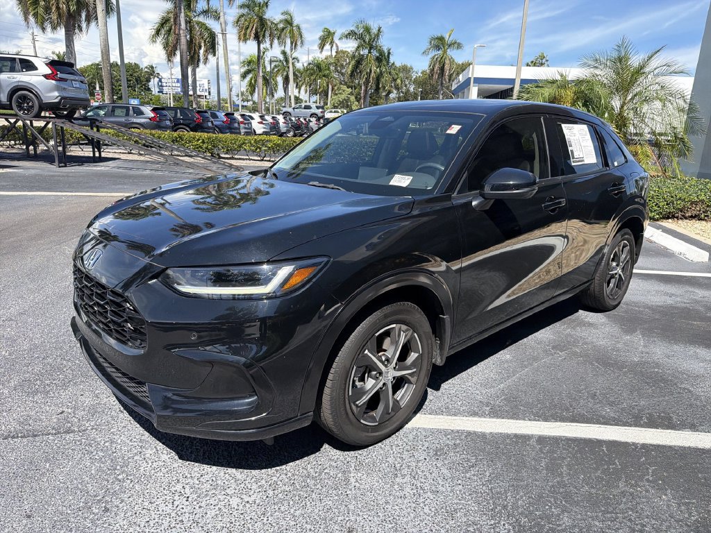 Certified 2023 Honda HR-V EX-L image 4
