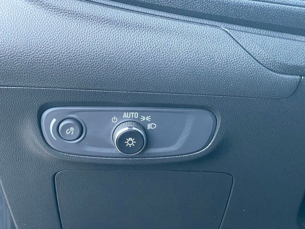 Used 2024 Buick Encore GX Sport Touring image 15