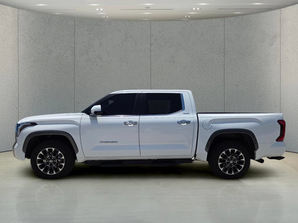 Used 2025 Toyota Tundra Limited AWD/4WD image 7
