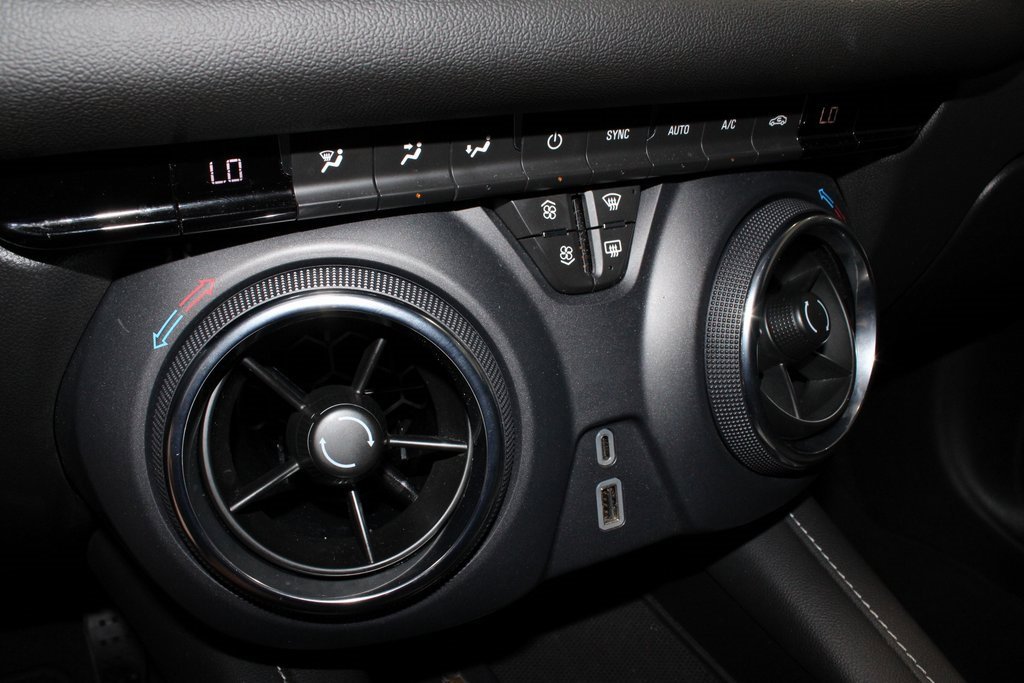 Used 2023 Chevrolet Blazer LT image 29