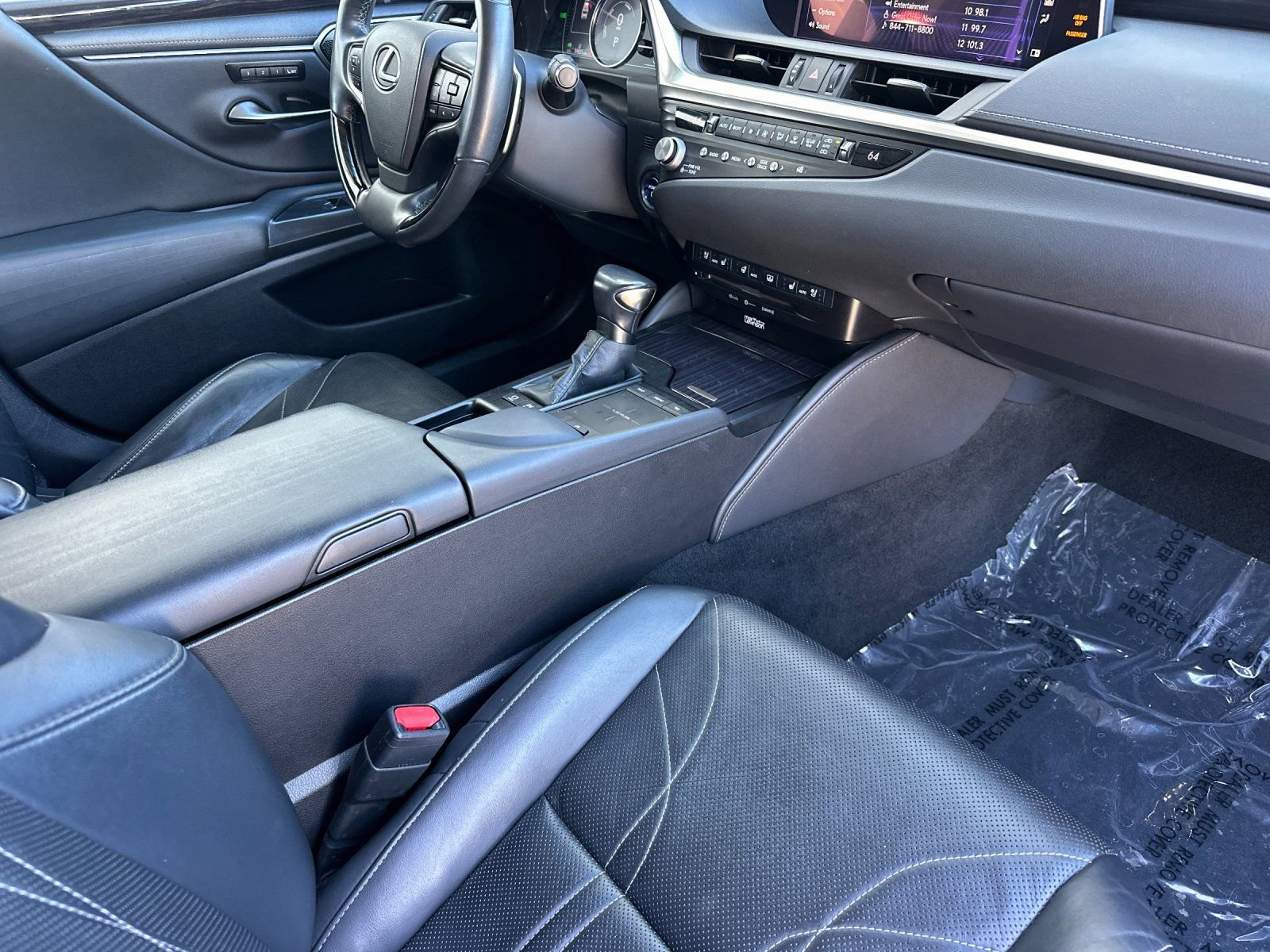 Used 2021 Lexus ES 300h 300h Luxury w/ Accessory Package 2 image 15