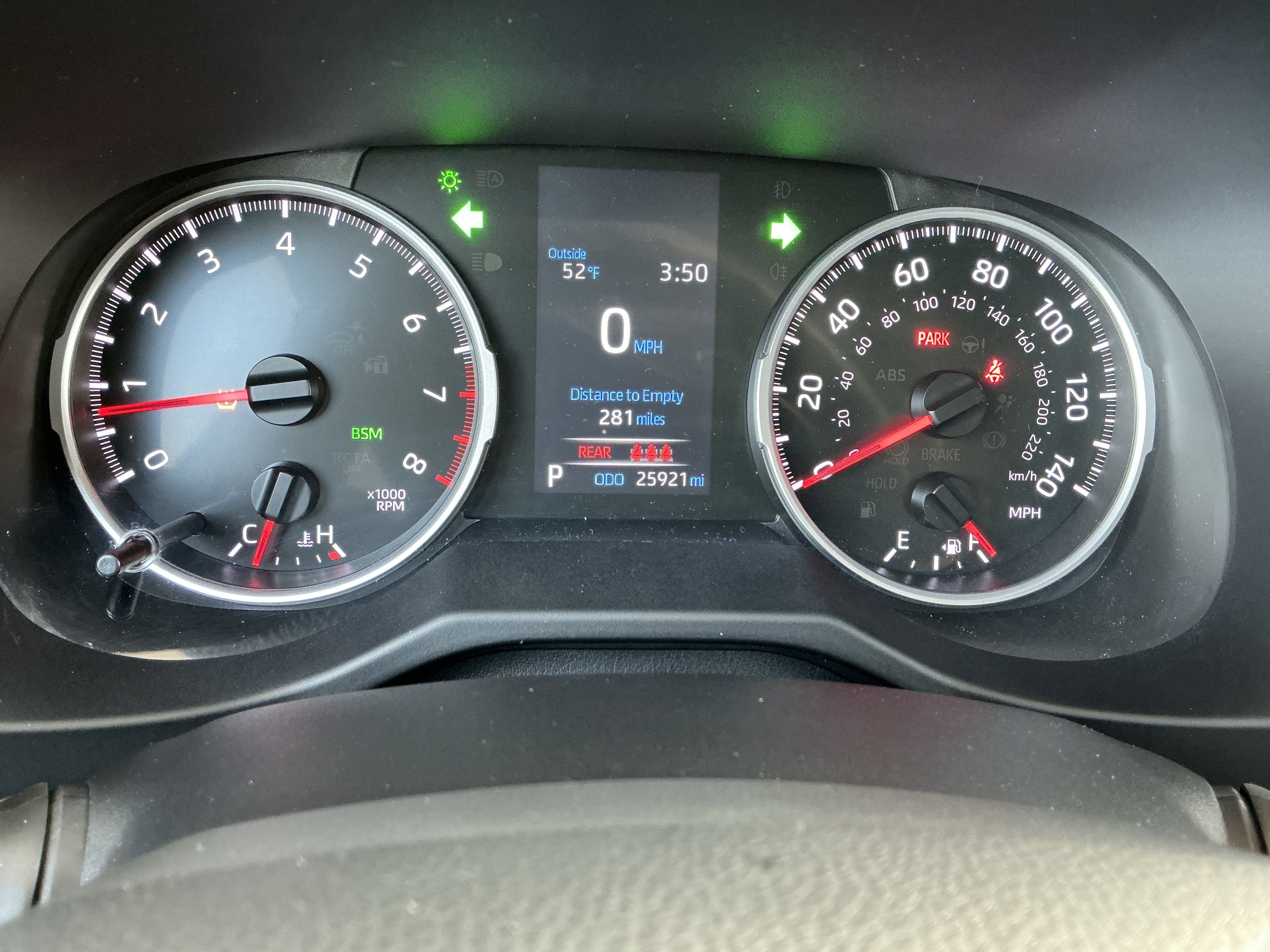 Used 2022 Toyota RAV4 XLE w/ Convenience Package image 8