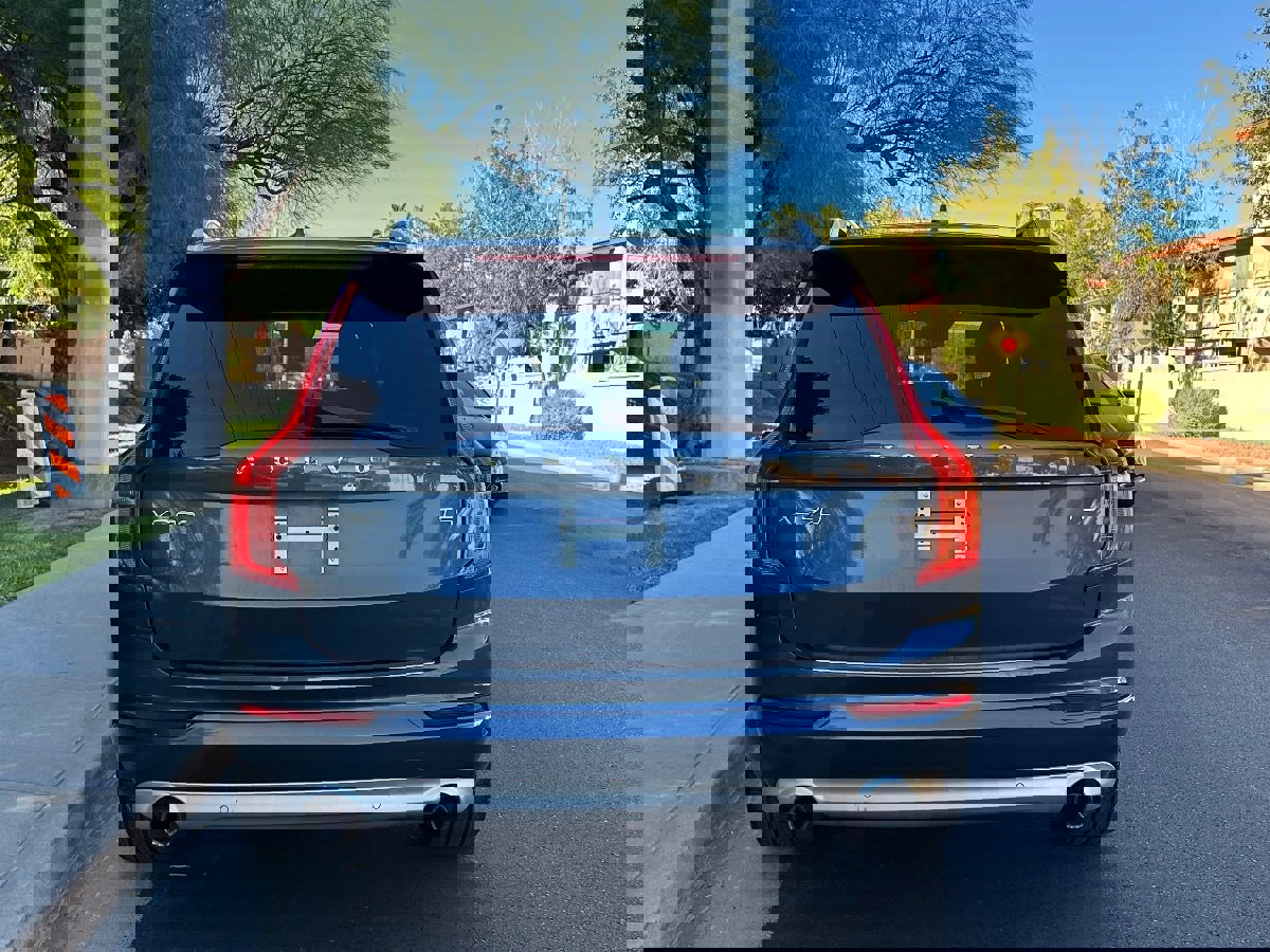 Used 2018 Volvo XC90 T5 Momentum w/ Convenience Package image 7