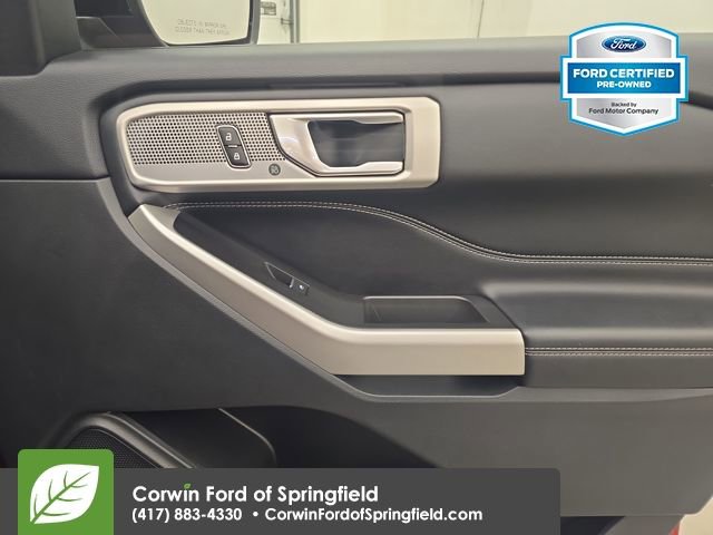 Used 2022 Ford Explorer Limited w/ Equipment Group 301A image 12