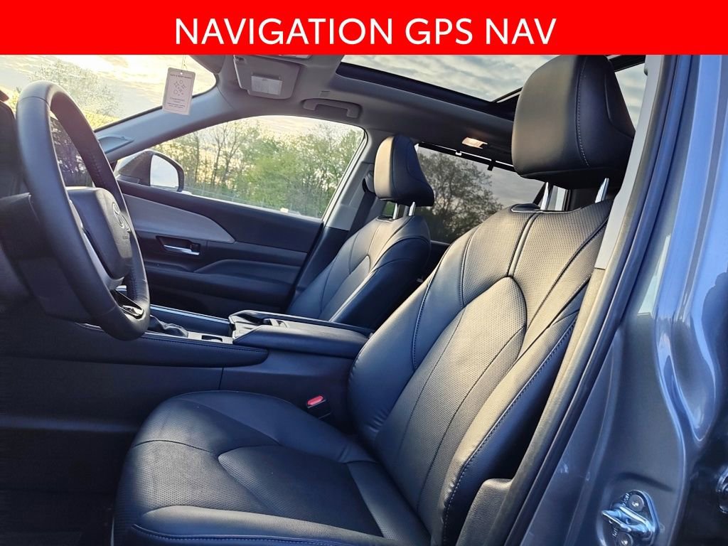 Used 2025 Toyota Grand Highlander AWD image 7