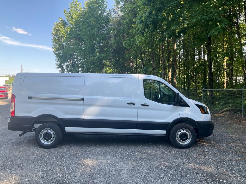 New 2026 Ford Transit 250 Low Roof RWD image 4