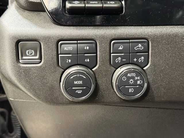 Used 2024 Chevrolet Silverado 1500 LTZ w/ Technology Package image 33