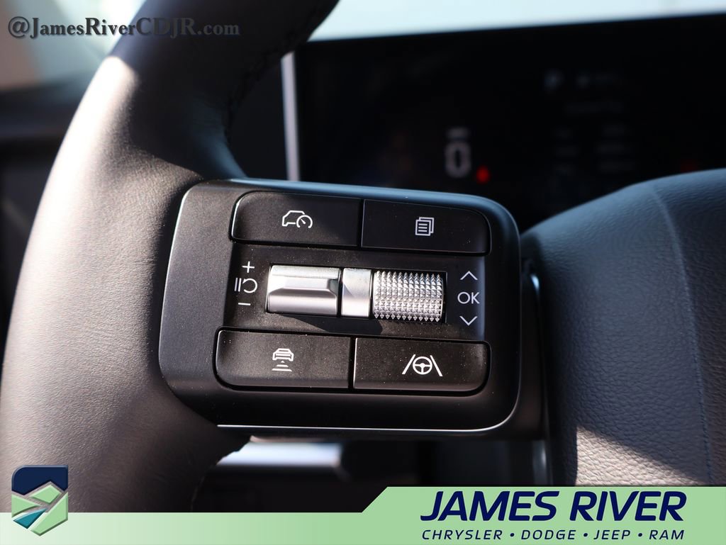 Used 2026 Hyundai Santa Fe SE image 27