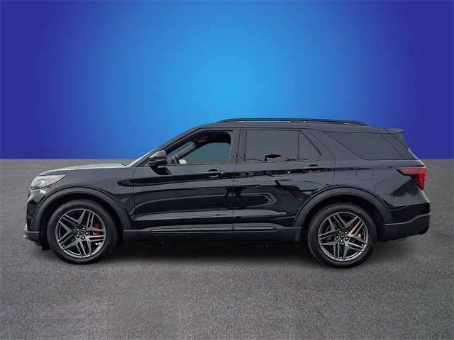 Used 2025 Ford Explorer ST image 7