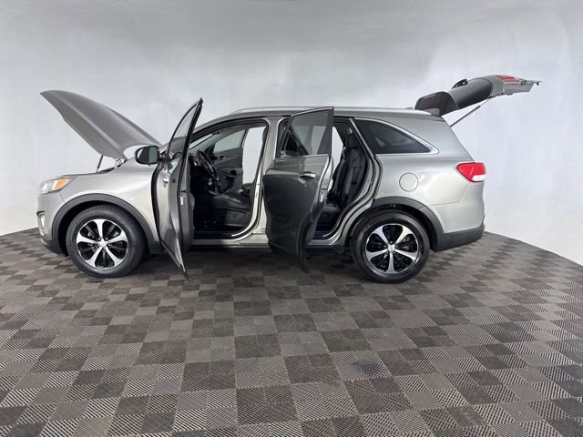 Used 2016 Kia Sorento EX image 11