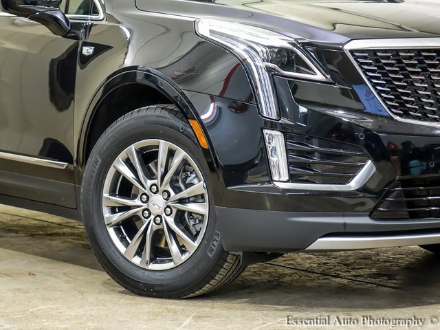 Certified 2022 Cadillac XT5 Premium Luxury image 3