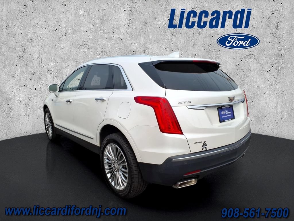 Used 2018 Cadillac XT5 Luxury w/ Driver Awareness Package AWD/4WD image 4
