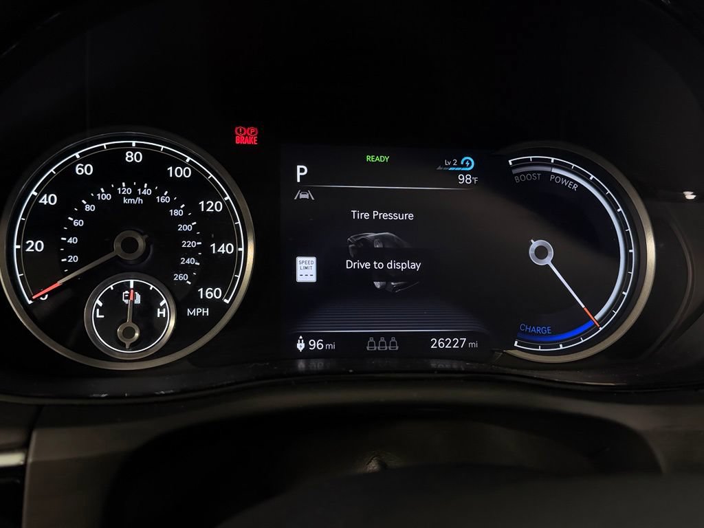 Used 2025 Genesis Electrified GV70 AWD/4WD image 18
