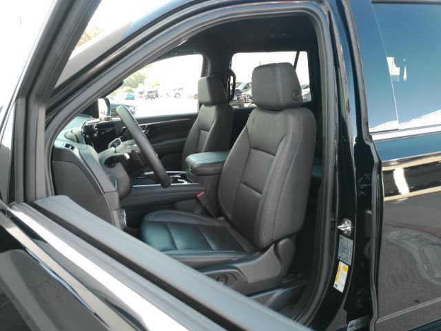 Used 2026 Chevrolet Tahoe LT RWD image 15