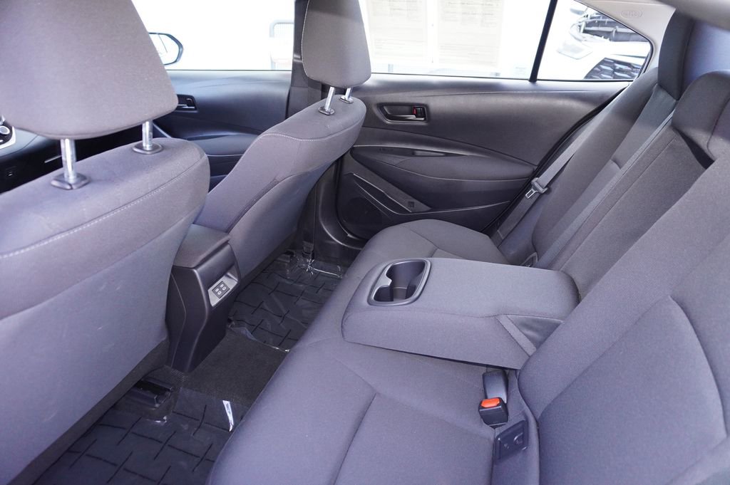 Certified 2025 Toyota Corolla LE image 10