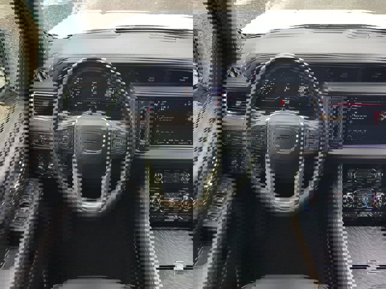 Used 2024 GMC Yukon Denali w/ Denali Reserve Package image 16
