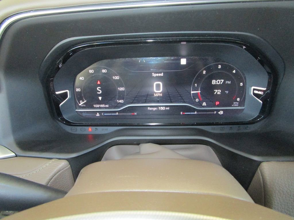 Used 2022 GMC Yukon XL Denali image 33