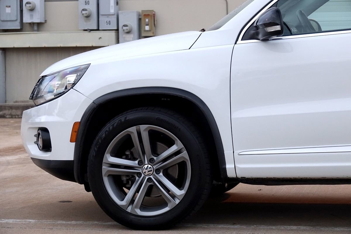 Used 2017 Volkswagen Tiguan Sport image 23